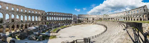 Pula - Ontdek de top 10 bezienswaardigheden