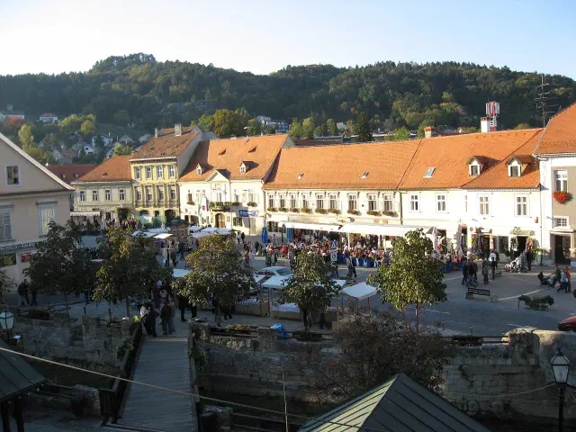 Trg kralja Tomislava, het hoofdplein van Samobor