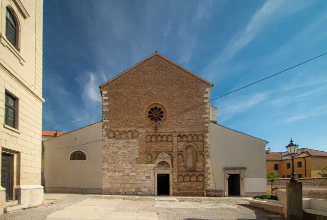 De kathedraal van Maria-Hemelvaart in Senj