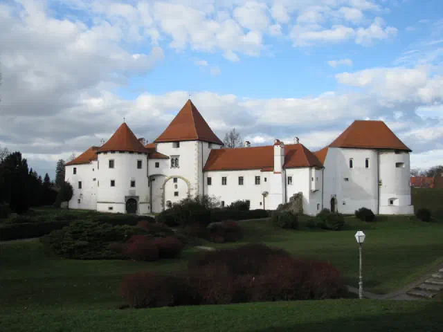 Het Oude Kasteel Stari grad in Varaždin